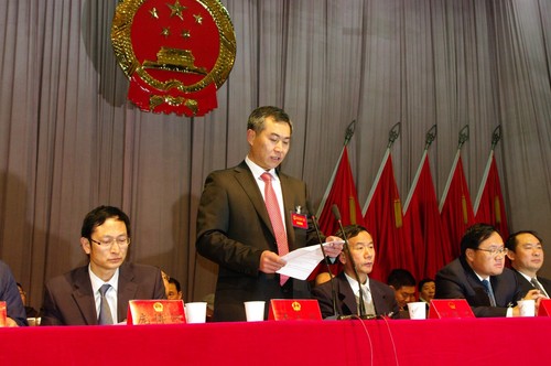 3盘龙区第十五届人大二次会议20140119